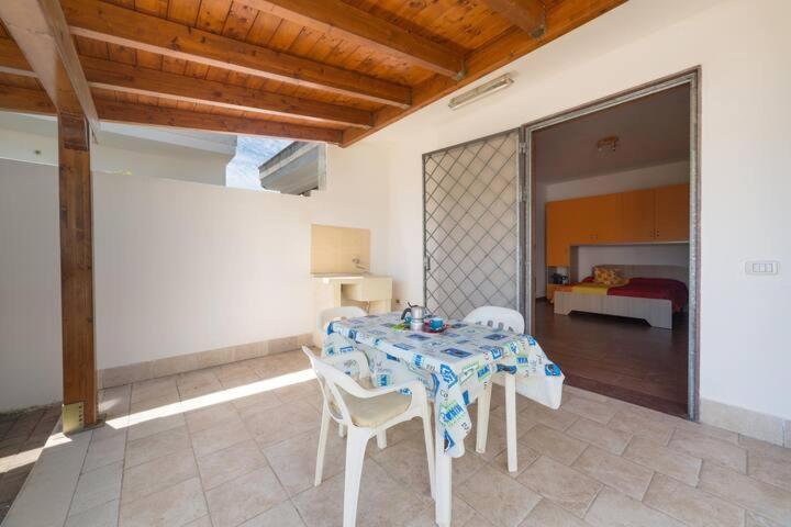 Villa Cucci Mono Luigi Casa Vacanze Torre Lapillo Bagian luar foto